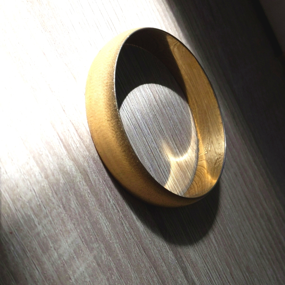 Brushed gold bangle
